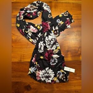 White House Black Market Black Red Floral Oblong Scarf (21” x 68”) - NEW